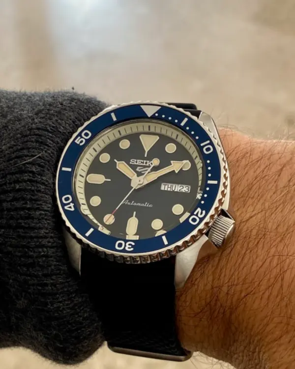 Seiko 5 Sports Automatisk Herrklocka Blå/Gummi 42 mm SRPD71K2