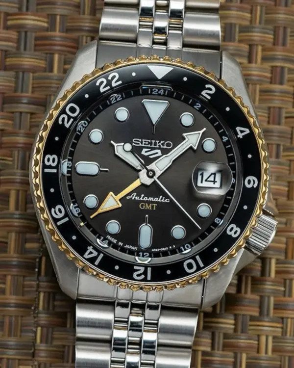 Seiko 5 Sports SKX GMT Automatisk herrklocka 42 mm SSK021K1