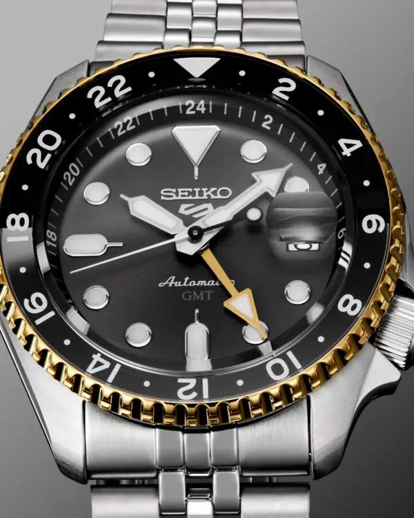 Seiko 5 Sports GMT Automatisk Herrklocka Svart/Stål 42 mm SSK021K1