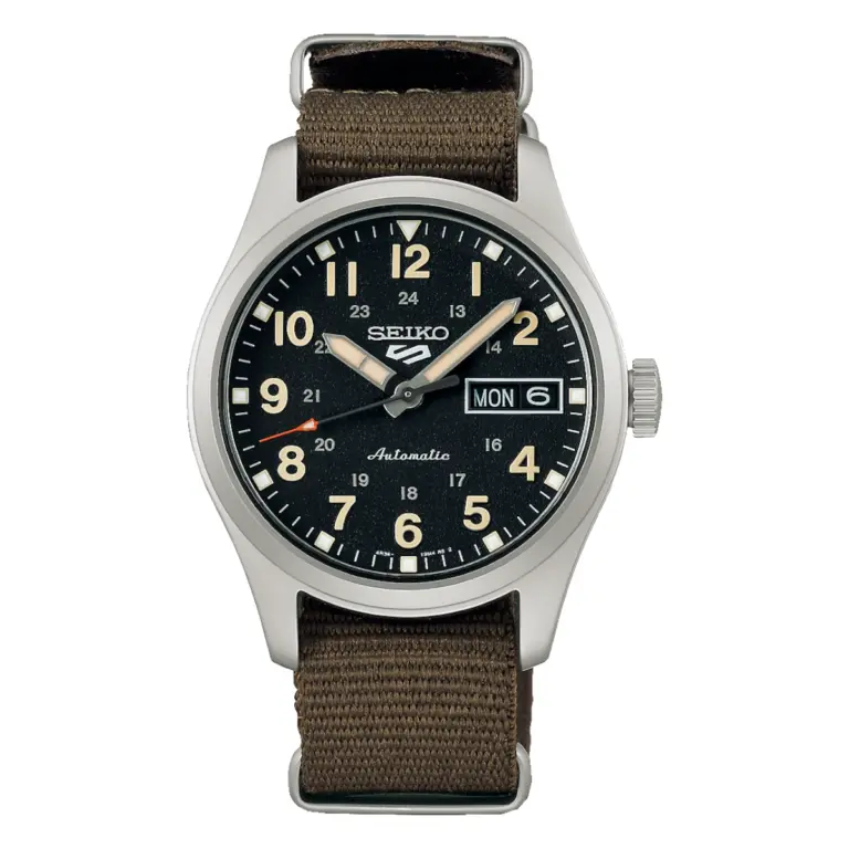 Seiko 5 Sports Field SRPJ85K1 med svart urtavla och grönt textilarmband