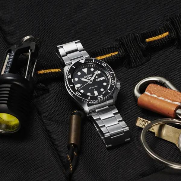 seiko 5 sports