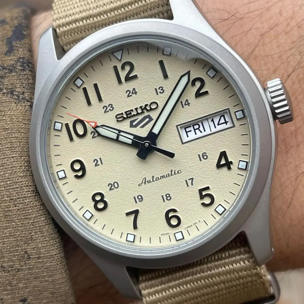 Seiko field watch SRPJ83K1 | Seiko 5 Sports Midfield herrklocka - URME