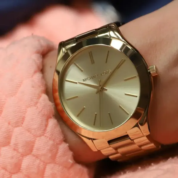 Michael Kors Slim Runway Quartz Guldfärgad Stållänk Guld, bild 2
