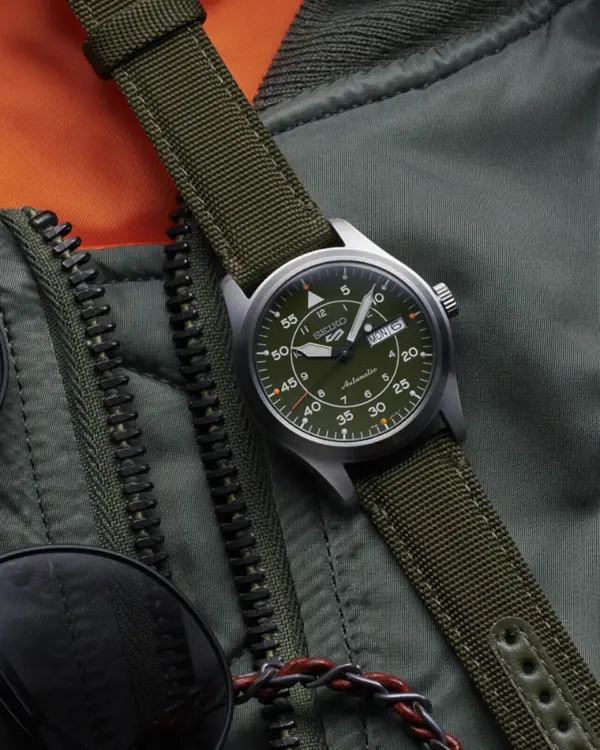 Seiko 5 Automatic SRPH29K1 | Seiko herrklocka - URME