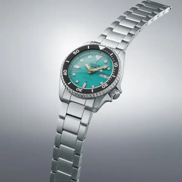 seiko 5 sports