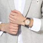 Guess W0674G7